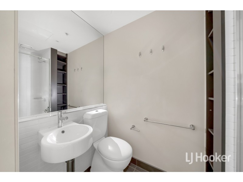 809/253 Franklin Street, Melbourne VIC 3000