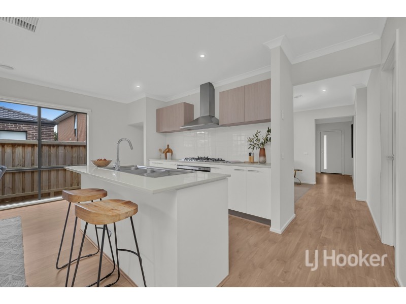 14 Beryl Crescent, Greenvale VIC 3059