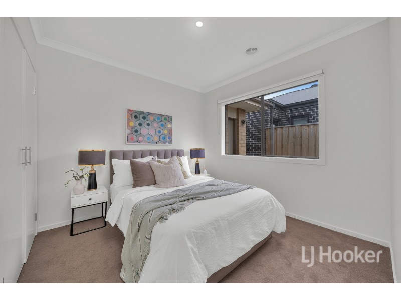 14 Beryl Crescent, Greenvale VIC 3059