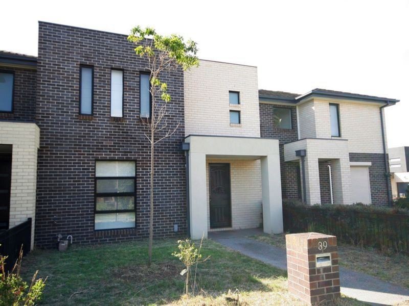 39 Evergreen Boulevard, Clayton South VIC 3169