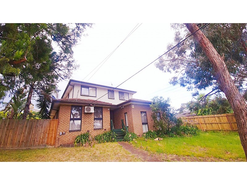 2/52 Lusher Road, Croydon VIC 3136