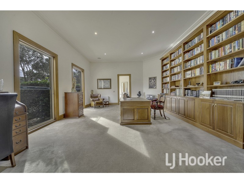 13 Jeanette Maree Court, Kilsyth VIC 3137