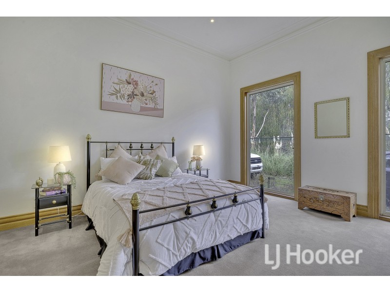 13 Jeanette Maree Court, Kilsyth VIC 3137