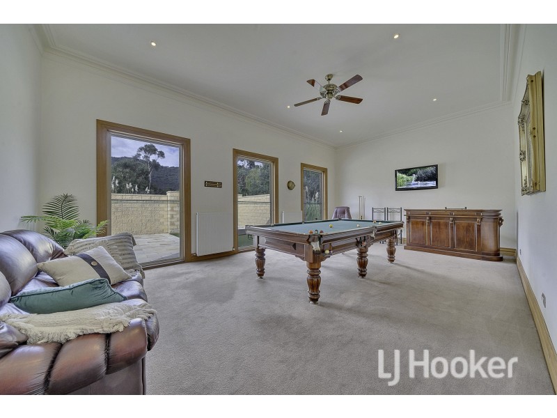 13 Jeanette Maree Court, Kilsyth VIC 3137