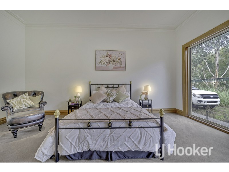 13 Jeanette Maree Court, Kilsyth VIC 3137