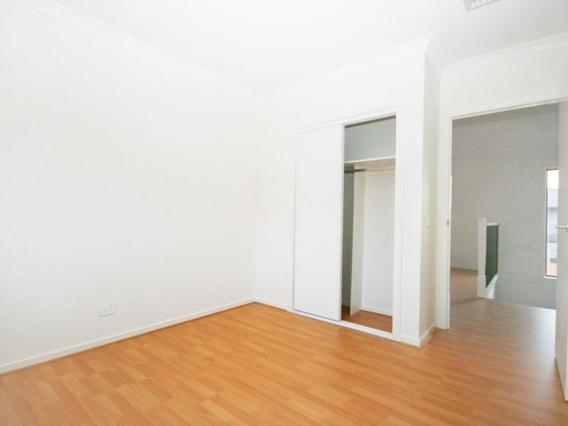 30 Bayvista Circuit, Point Cook VIC 3030