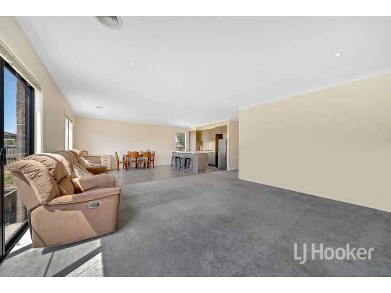23 Cooinda Way, Point Cook VIC 3030