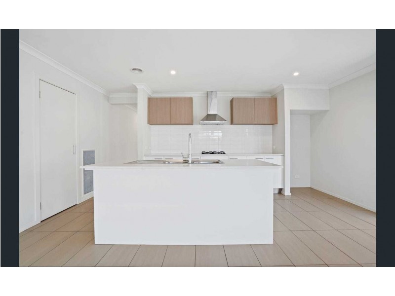 98 Wallaroo Way, Doreen VIC 3754