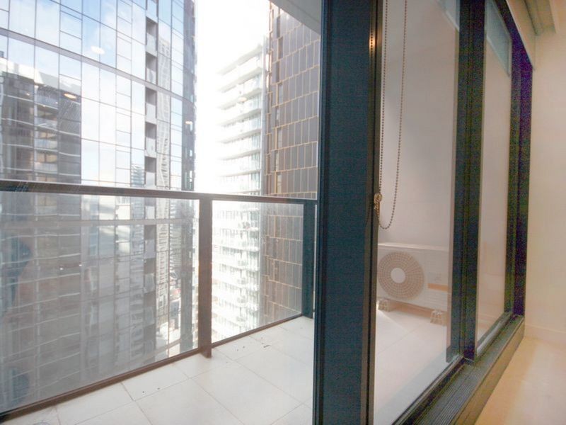 2514/33 MacKenzie Street, Melbourne VIC 3000