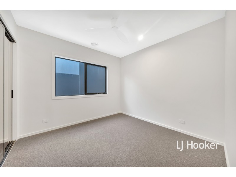 42 Rustic Avenue, Burwood East VIC 3151