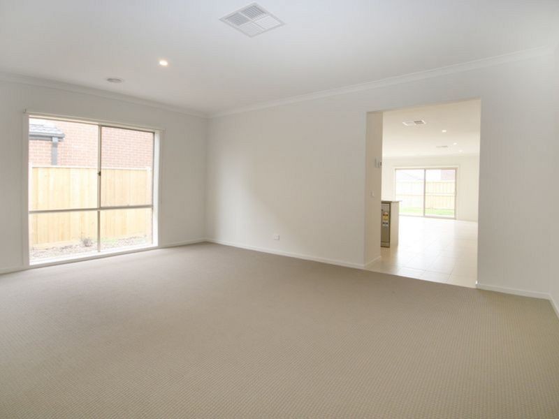 104 Stanley Road, Keysborough VIC 3173