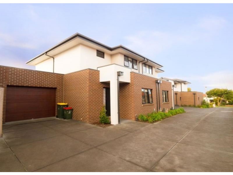 3/13 Simpsons Road, Box Hill VIC 3128