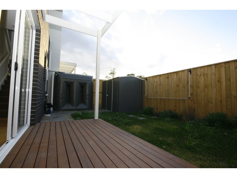 1/5 Annafee Avenue, Keysborough VIC 3173