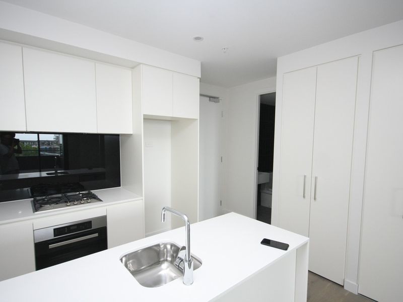 411/803 Dandenong Road, Malvern East VIC 3145