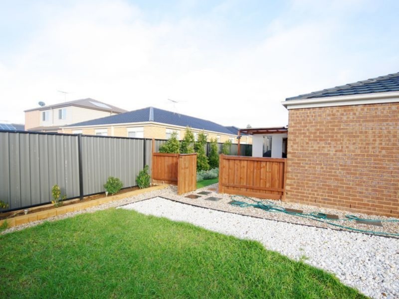 15 Savery Court, Point Cook VIC 3030