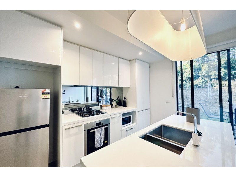 31 Mulberry Avenue, Cheltenham VIC 3192