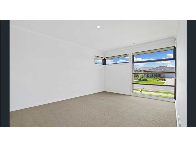 98 Wallaroo Way, Doreen VIC 3754