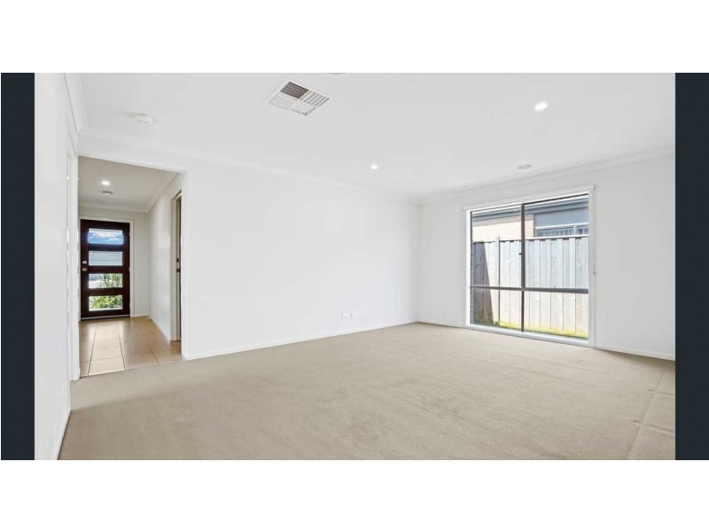 98 Wallaroo Way, Doreen VIC 3754