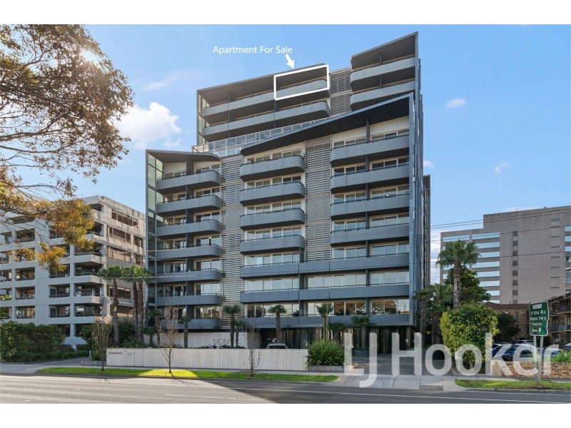 1203/74 Queens Road, Melbourne VIC 3004
