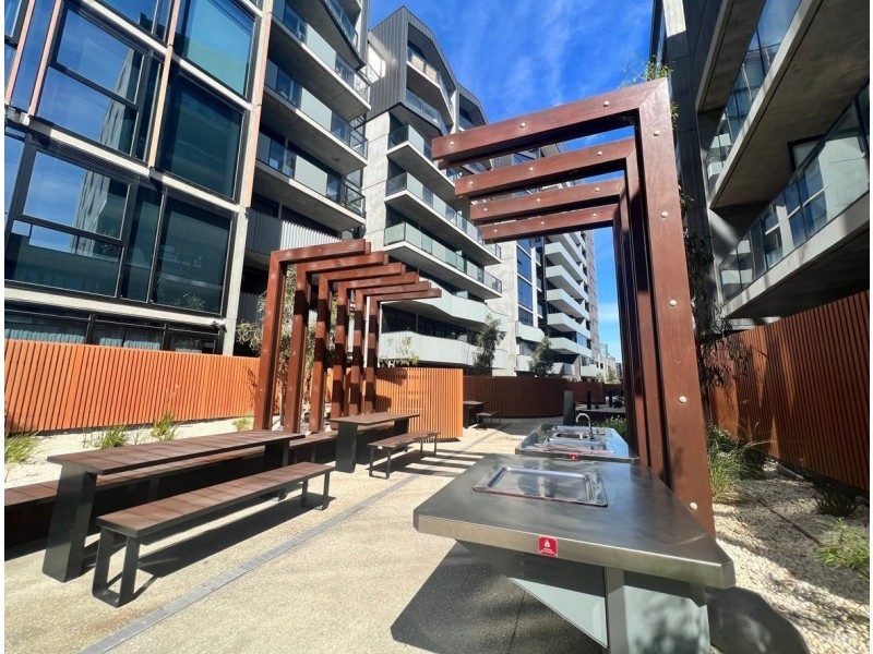 3313/5 Wominjeka Walk, West Melbourne VIC 3003