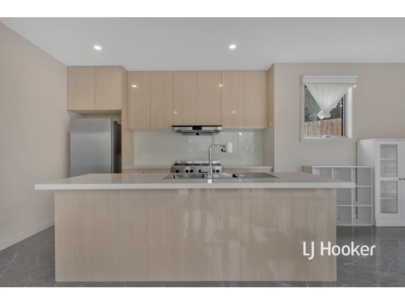 1/3 Avon Court, Glen Waverley VIC 3150