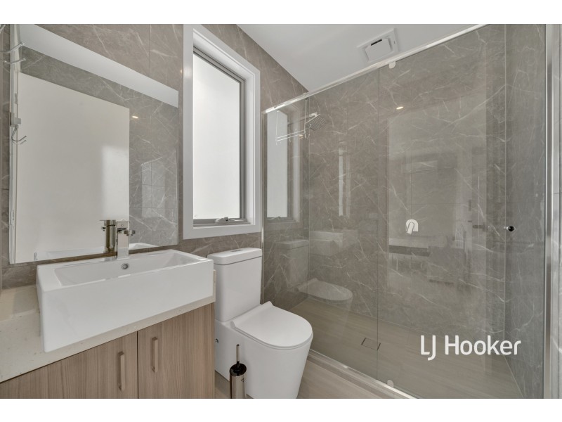 1/3 Avon Court, Glen Waverley VIC 3150