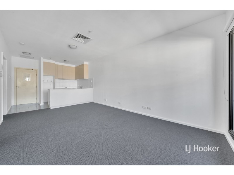 1905/250 Elizabeth Street, Melbourne VIC 3000