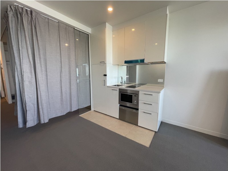 805/435 Nepean Highway, Frankston VIC 3199