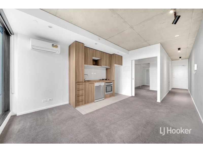 716/17 Singers Lane, Melbourne VIC 3000