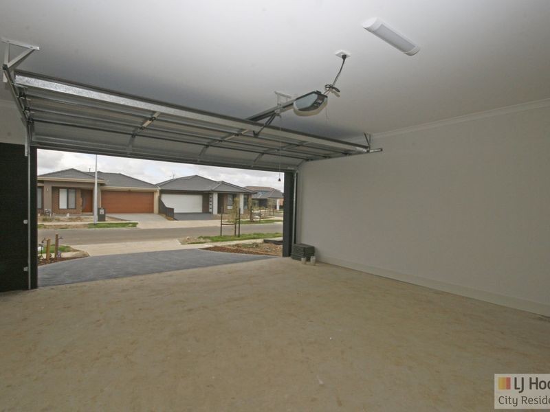 21 Ceremony Drive, Tarneit VIC 3029