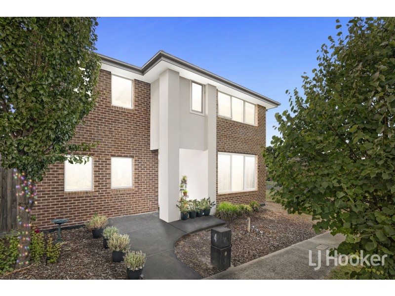 4 Savile Place, Narre Warren VIC 3805