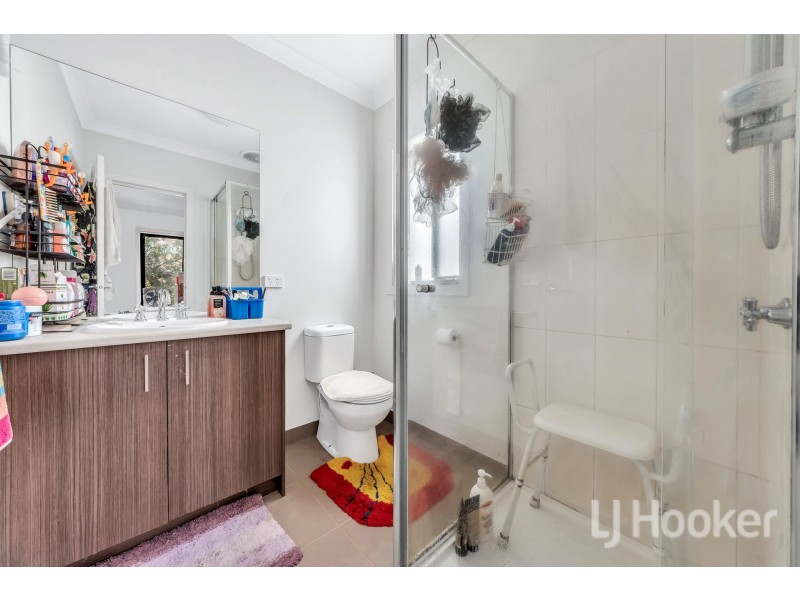 158 Saltwater Promenade, Point Cook VIC 3030