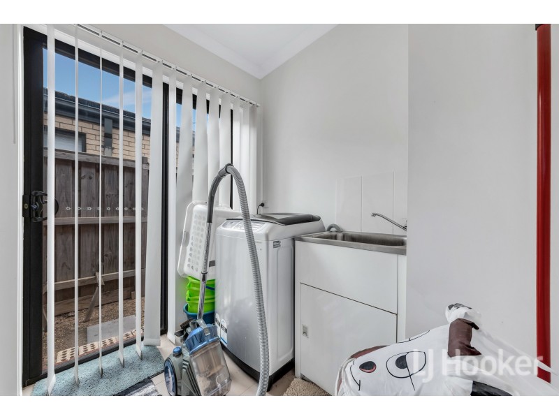 158 Saltwater Promenade, Point Cook VIC 3030