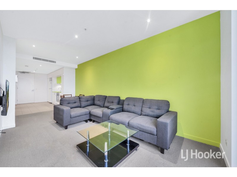 2904/555 Swanston Street, Carlton VIC 3053