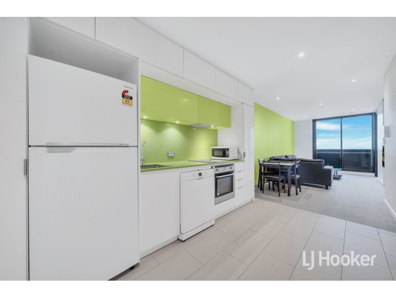2904/555 Swanston Street, Carlton VIC 3053