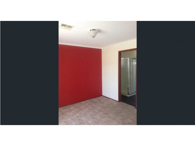 38 Henty Street, Pakenham VIC 3810