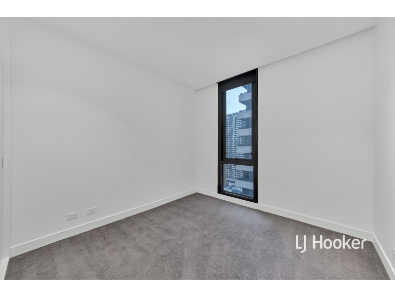 2410/81 A’beckett Street, Melbourne VIC 3000