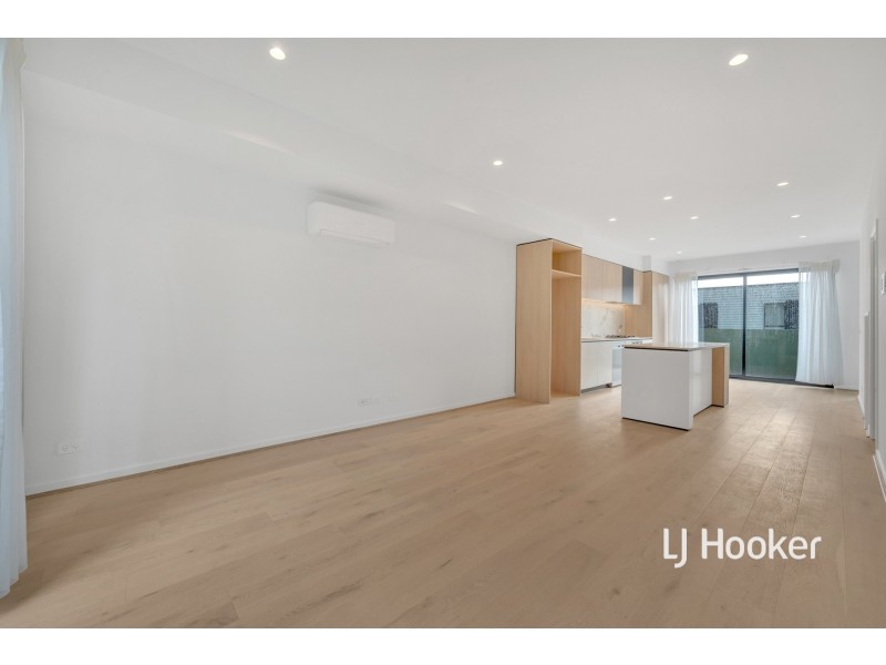 12 Blackwood Close, Coburg VIC 3058