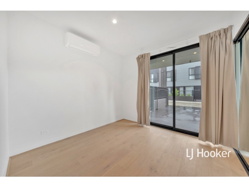 12 Blackwood Close, Coburg VIC 3058