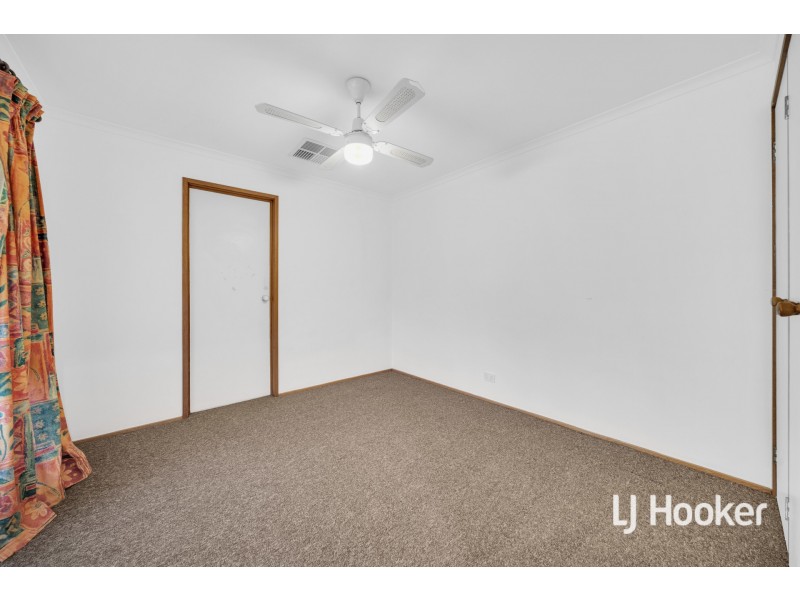 217 Dandelion Drive, Rowville VIC 3178