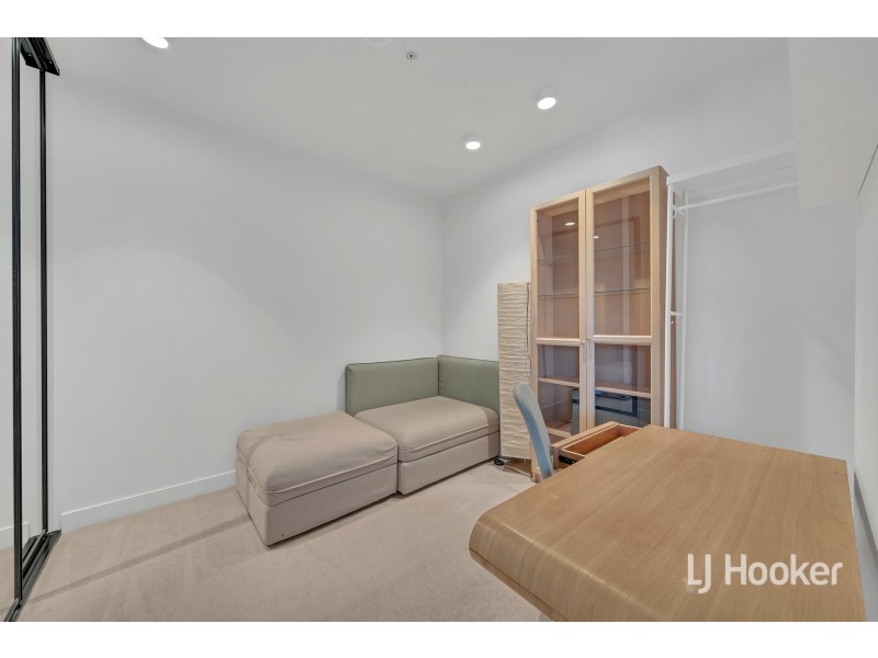 2409/33 MacKenzie Street, Melbourne VIC 3000