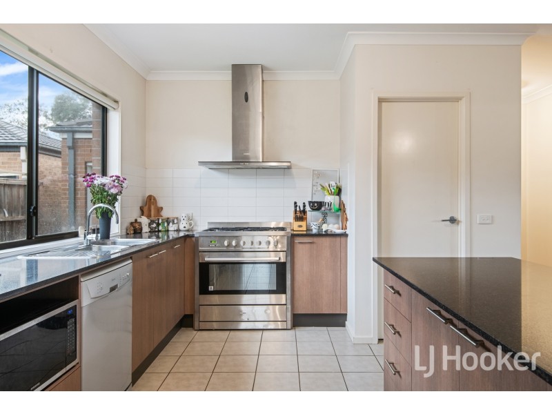 20 Tusmore Road, Point Cook VIC 3030