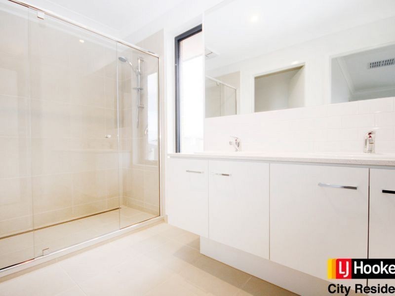 11 Yarkon Way, Point Cook VIC 3030