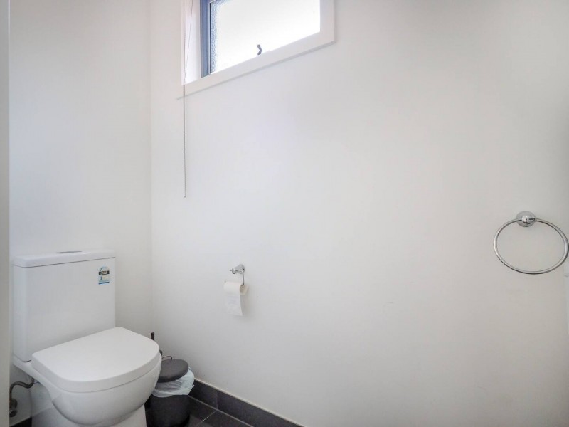 2/5 Tandara Court, Chadstone VIC 3148