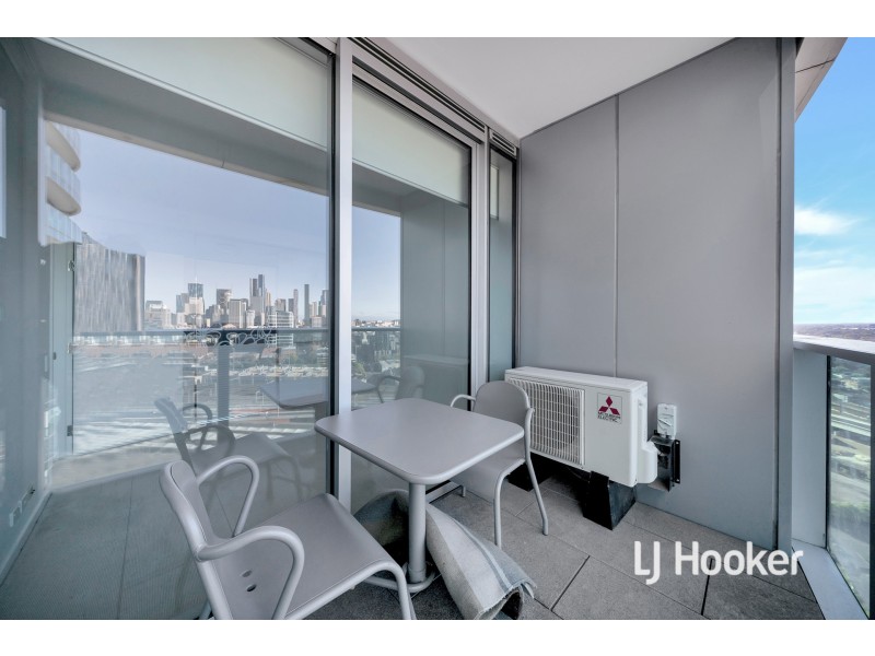 N2405/241 Harbour Esplanade, Docklands VIC 3008