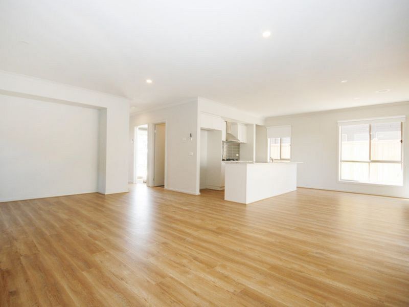 101 Evesham Drive, Point Cook VIC 3030