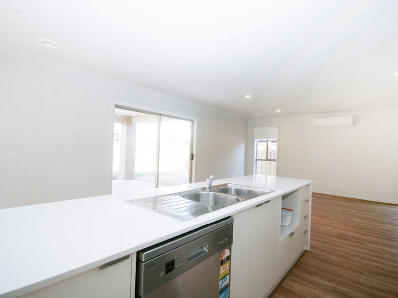 101 Evesham Drive, Point Cook VIC 3030