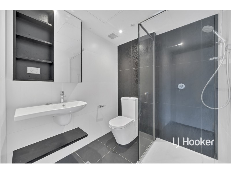 2213/27 Little Collins Street, Melbourne VIC 3000