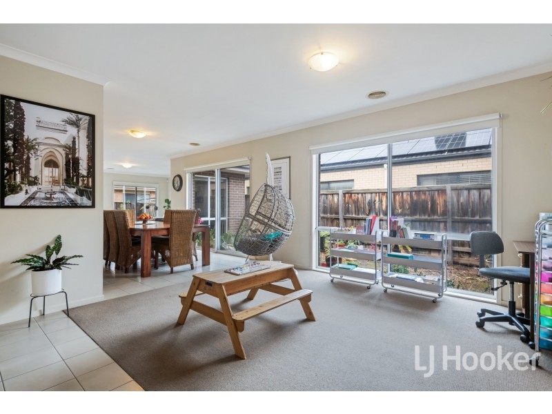 8 Laurina Avenue, Tarneit VIC 3029