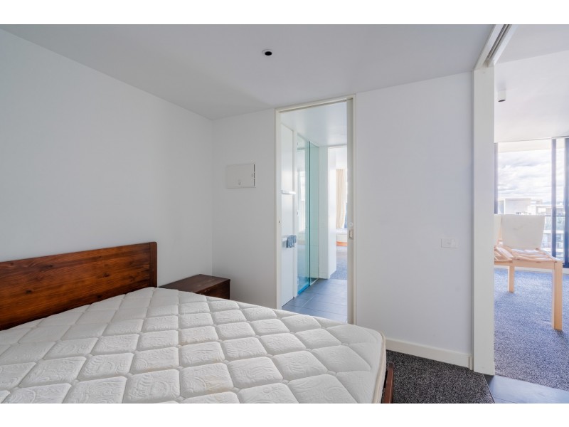 2013/35-39 Conventry Street, Southbank VIC 3006